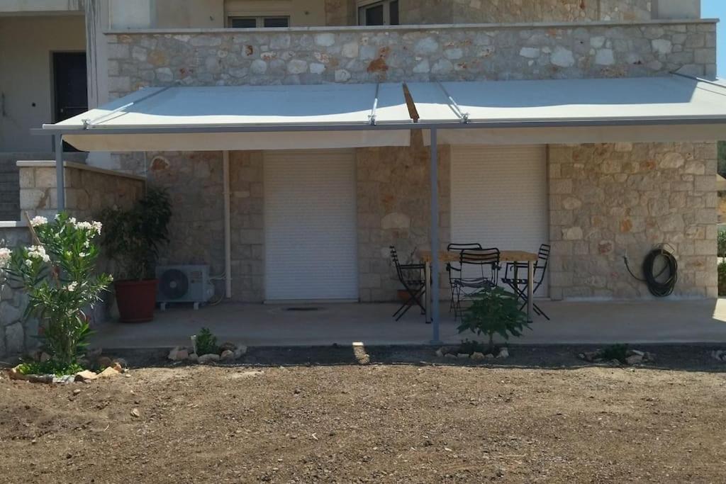 Smailis Apartment 2 Ligourio Exterior foto