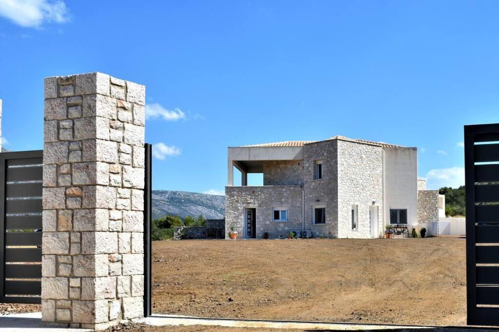 Smailis Apartment 2 Ligourio Exterior foto